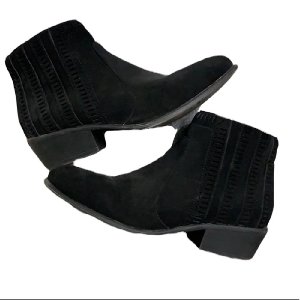 Chelsea style ankle bootie by Journee Collection